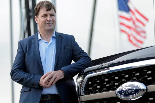 ceo_ford_jim_farley_1.webp