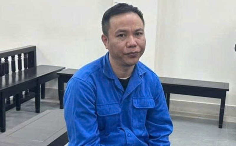 'Cò đất' lừa 78 tỷ của đại gia để đánh bạc online lãnh án chung thân 'Cò đất' lừa 78 tỷ của đại gia để đánh bạc online lãnh án chung thân