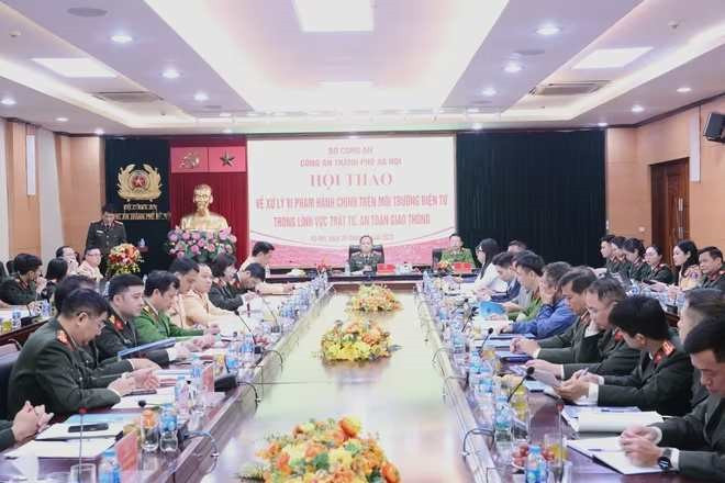 Hà Nội sắp có 1.800 camera AI bắt lỗi vi phạm giao thông - ảnh 1