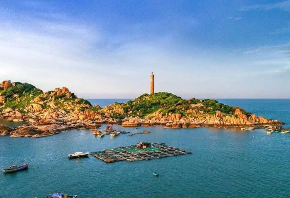 Việt Nam có thêm một di tích cấp tỉnh, là ngọn hải đăng cao nhất cả nước- Ảnh 1. Việt Nam có thêm một di tích cấp tỉnh, là ngọn hải đăng cao nhất cả nước- Ảnh 1.