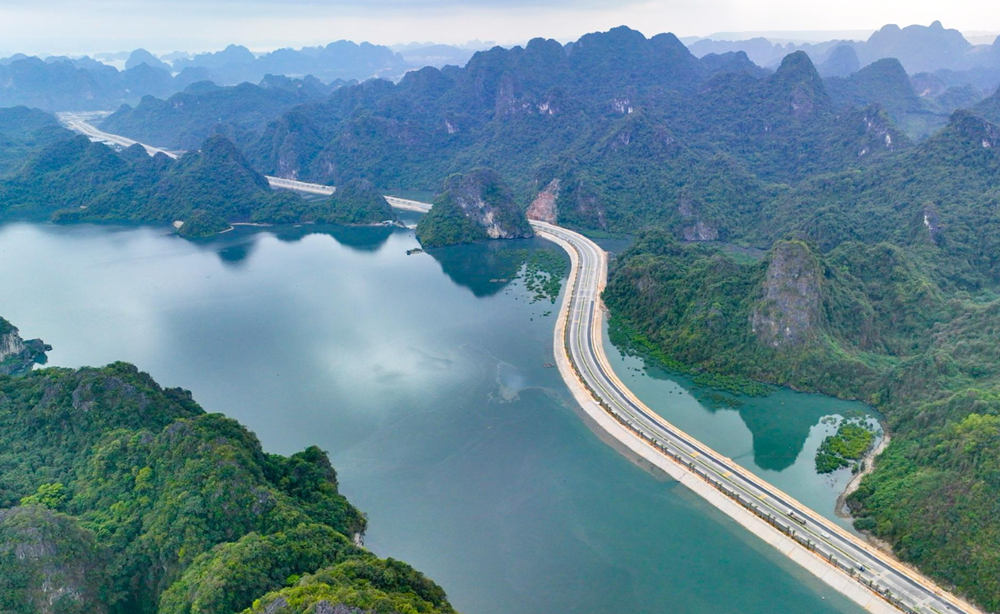 Hầm xuyên núi gần 250 tỷ từng lớn nhất miền Bắc, được thiết kế đặc biệt tạo trục nối liền 2 di sản - ảnh 1