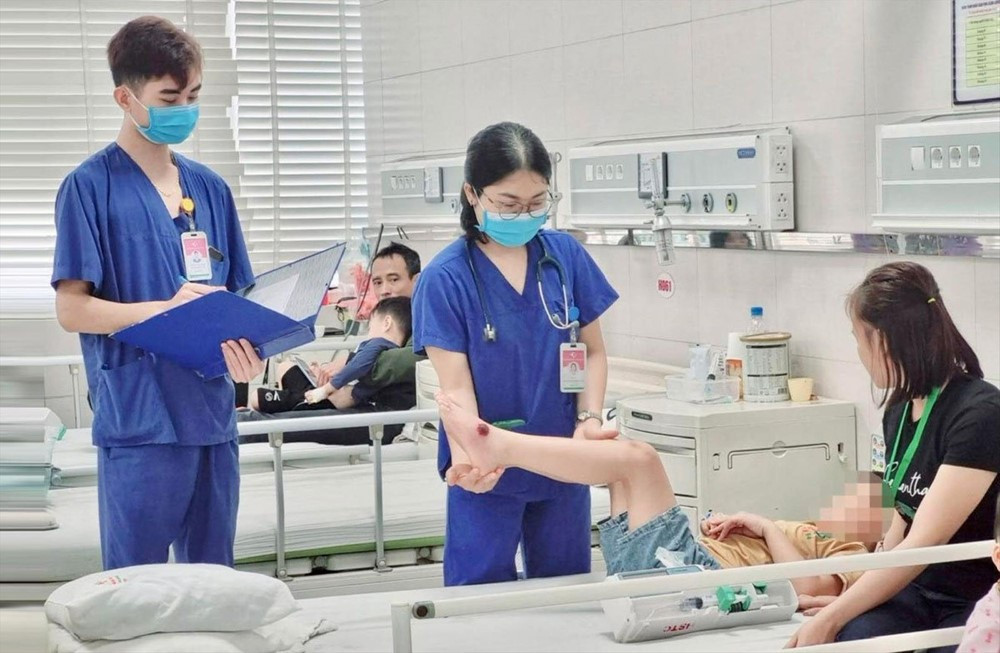 Độ tuổi mắc đột quỵ đang dần trẻ hóa, nhiều trẻ em nhập viện, trong đó có bệnh nhi chỉ mới 8 tuổi - ảnh 3