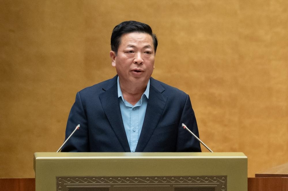 Bộ trưởng Xây dựng Trần Hồng Minh