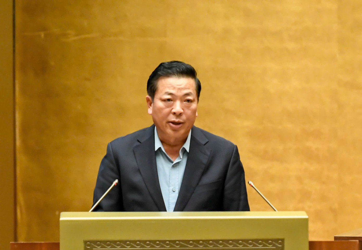 Bộ trưởng Xây dựng Trần Hồng Minh. Ảnh: Như Ý 812dsbn2.jpg