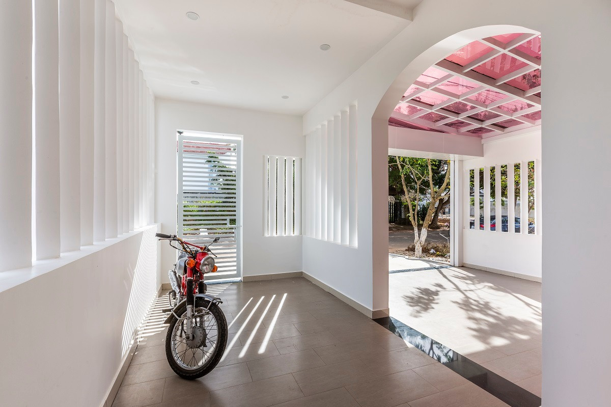 Ngôi nhà lưu giữ 'hơi thở' Tây Nguyên giữa kiến trúc đương đại- Ảnh 8. Ngôi nhà lưu giữ 'hơi thở' Tây Nguyên giữa kiến trúc đương đại- Ảnh 8.