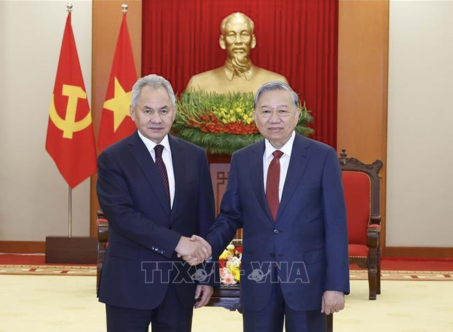 Tổng Bí thư Tô Lâm tiếp Thư ký Hội đồng An ninh Liên bang Nga Sergey Shoigu. Ảnh: TTXVN. screen-shot-2025-12-09-at-82146-pm.png