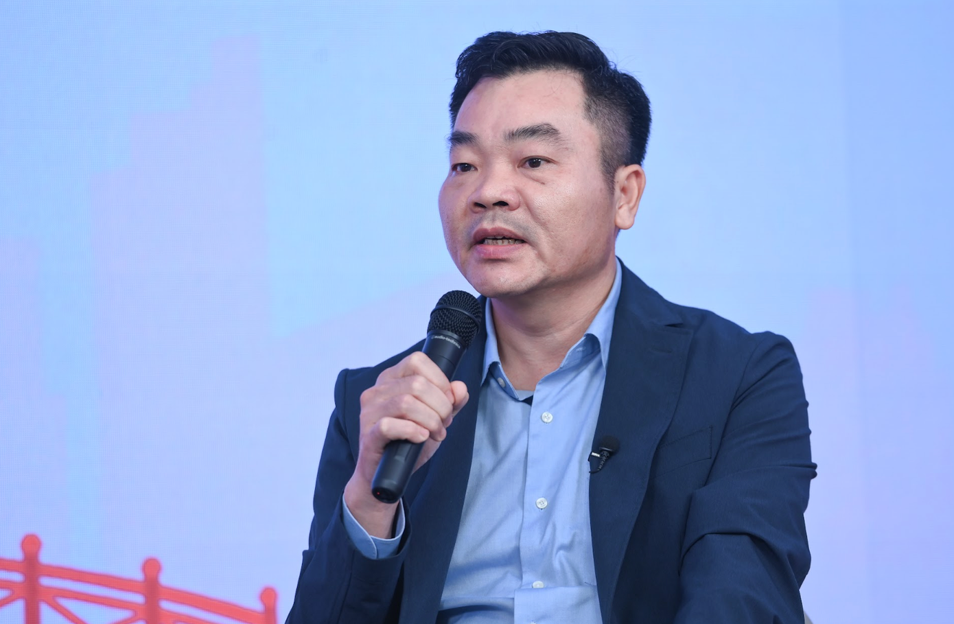 Ông Đào Việt Long, Phó Giám đốc Sở Xây dựng Hà Nội chia sẻ tại tọa đàm anh-man-hinh-2025-12-09-luc-164320.png