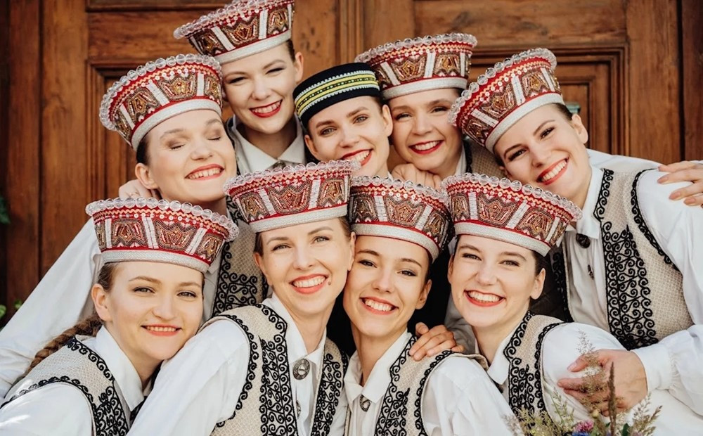 Xuất hiện dịch vụ ‘thuê chồng theo giờ’ - ảnh 1