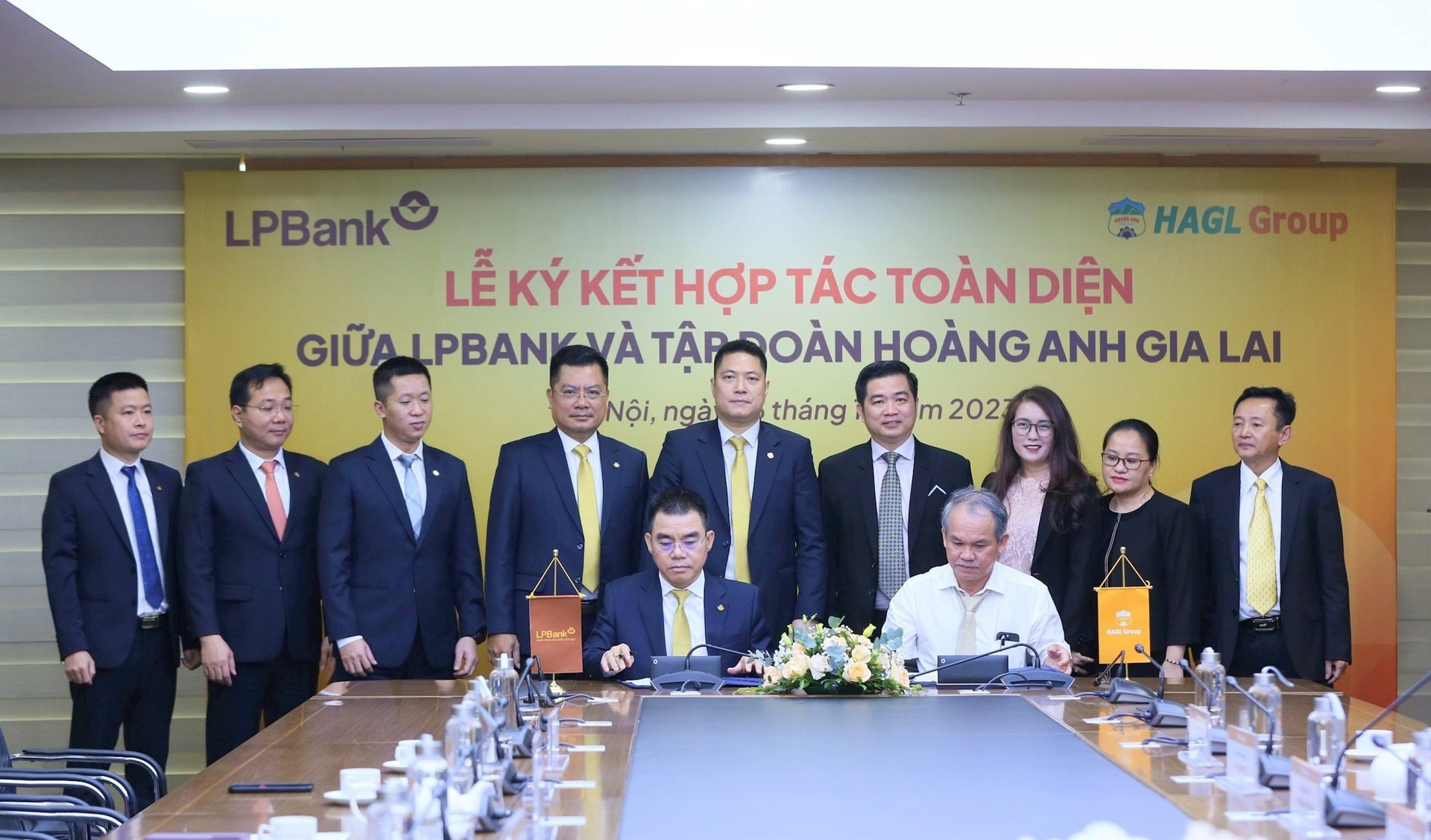 7EF2_anh-1-13-.jpg