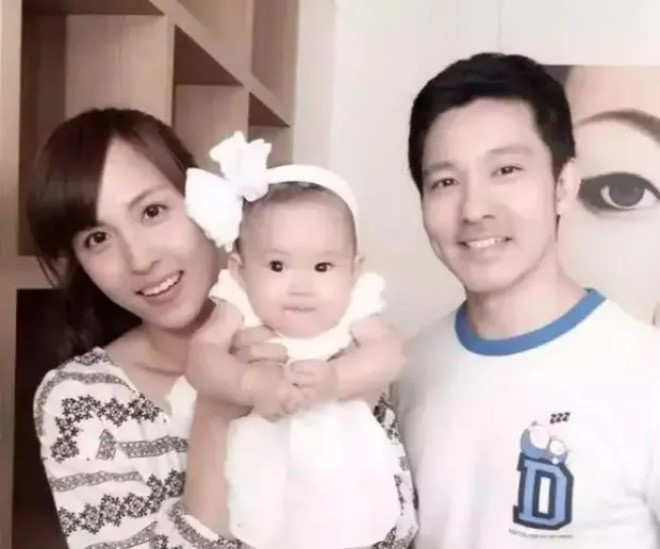 ‘Nam thần đẹp nhất’ suy sụp khi phát hiện mắc ung thư, lo sợ không kịp nhìn con gái trưởng thành - ảnh 2