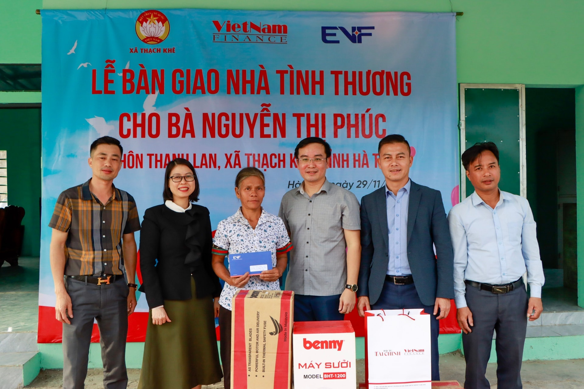 EVF ủng hộ hơn 820 triệu đồng thiện nguyện trong tháng 11/2025, khẳng định ESG là trụ cột phát triển dài hạn