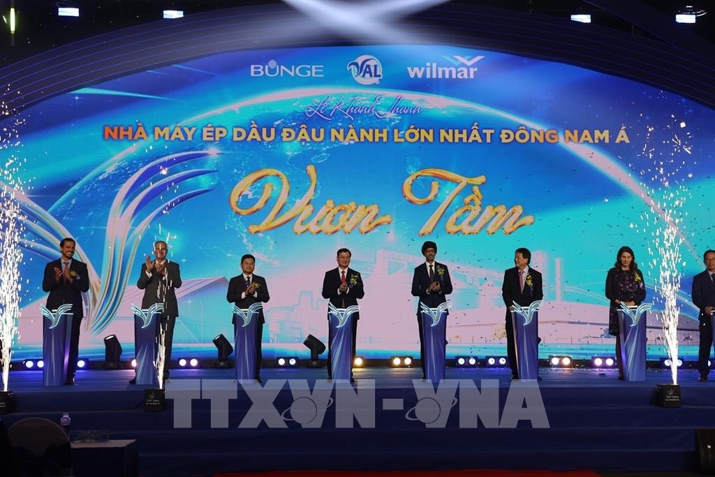 121058-tp-ho-chi-minh-khanh-thanh-day-chuyen-ep-dau-dau-nanh-lon-nhat-dong-nam-a.jpg