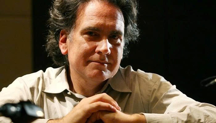 Con trai Warren Buffett ‘đốt sạch’ 200 triệu USD thừa kế, chọn sống trong căn hộ chật hẹp chỉ để ‘thoát khỏi bóng’ của cha - ảnh 2