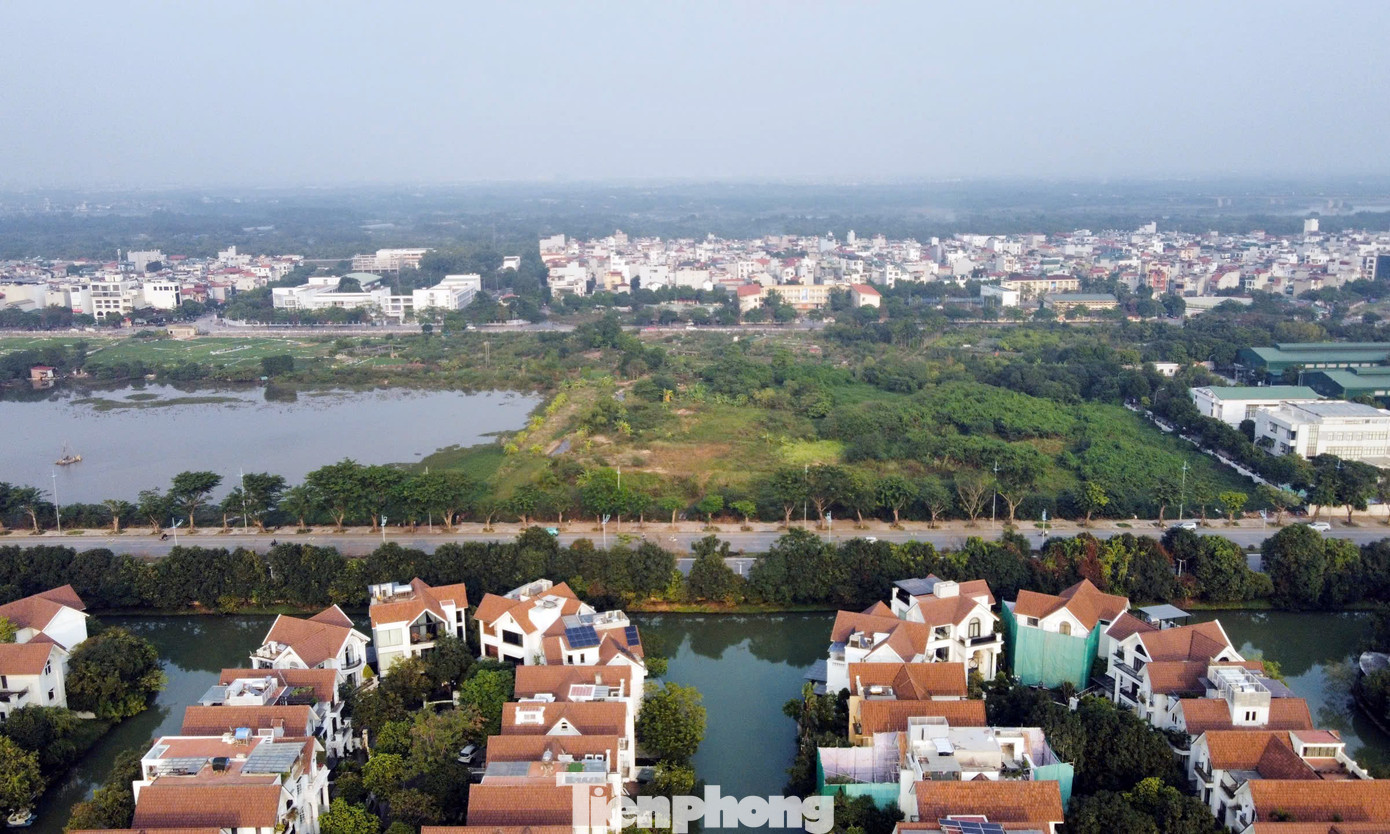 Theo quy hoạch chi tiết 1/500, phần đất dành để phát triển khu nhà ở xã hội chiếm tới khoảng 4,69 ha, tương ứng các lô C1, C2, C3, C4 và C6. Đây là quỹ đất ở đô thị được Nhà nước giao có thu tiền, nhưng Him Lam được miễn tiền sử dụng đất theo quy định của Luật Nhà ở 2023 và Nghị định 103/2024. Thời hạn sử dụng đất kéo dài đến giữa năm 2068. Sau khi công trình hoàn thành, người mua căn hộ sẽ được cấp sổ theo quy định hiện hành.. tp-du-an-noxh-him-lam-phuc-loi6.jpg