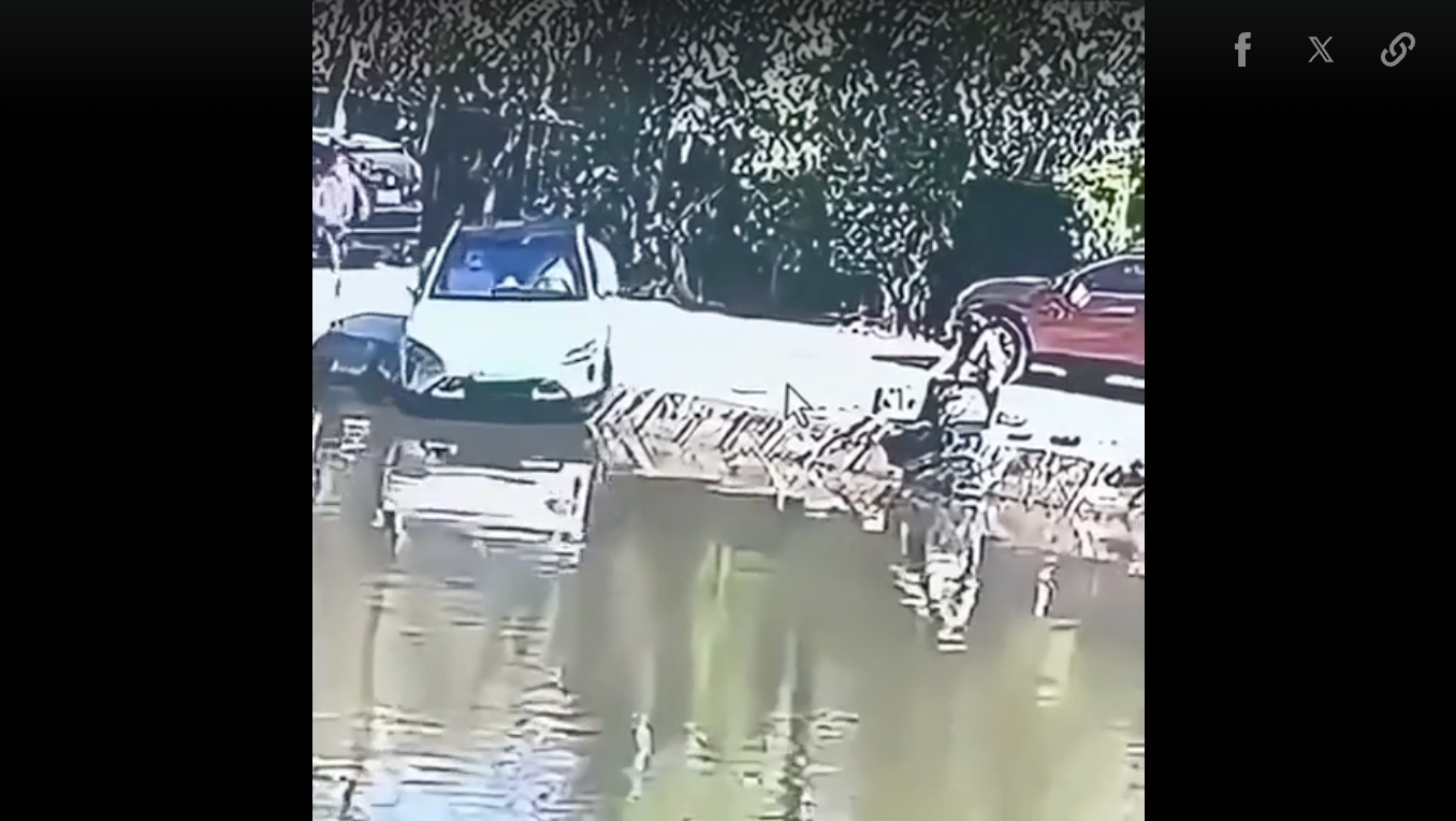 Ảnh màn hình 2025-12-11 lúc 14.24.07