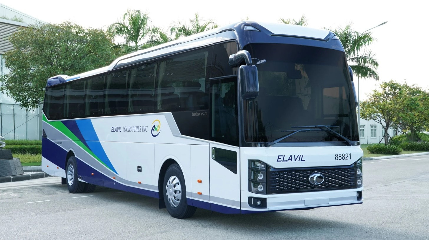Nhận phản hồi tích cực, THACO tiếp tục xuất khẩu xe bus 'Made in Vietnam' sang thị trường 117 triệu dân