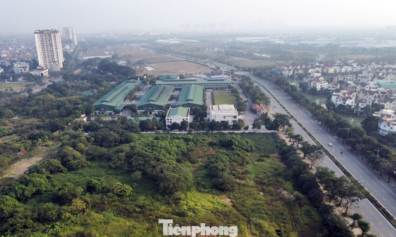 Theo ghi nhận, khu đất thực hiện dự án nhà ở xã hội Him Lam có vị trí đắc địa, mặt tiền là phố Hội Xá, tiếp giáp Công ty CP 26. tp-du-an-noxh-him-lam-phuc-loi8.jpg