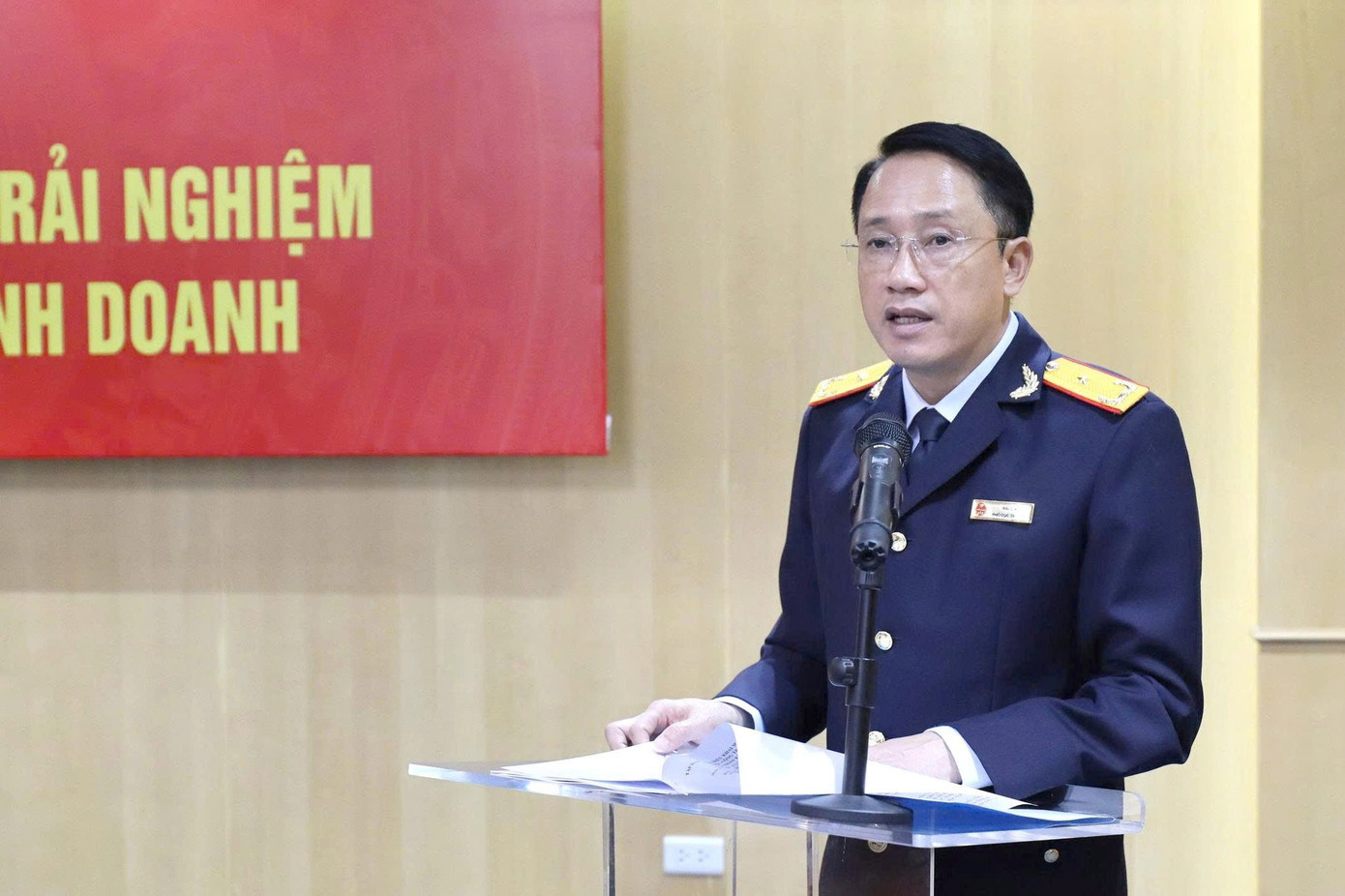 Ông Mai Sơn - Phó Cục trưởng Cục Thuế. 8a1d9cd12eaea1f0f8bf.jpg