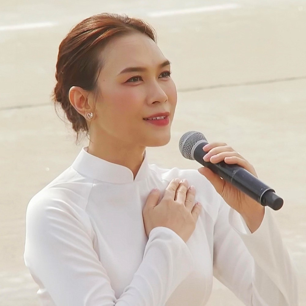 Giọng ca Đà Nẵng 3 lần khiến sân vận động Mỹ Đình bùng nổ, hơn 80.000 người đứng ngồi không yên - ảnh 4