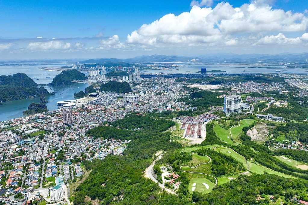 Tỉnh Quảng Ninh sắp có thêm khu đô thị hỗn hợp hơn 11.000 tỷ. Ảnh minh họa Tỉnh Quảng Ninh sắp có thêm khu đô thị hỗn hợp hơn 11.000 tỷ. Ảnh minh họa