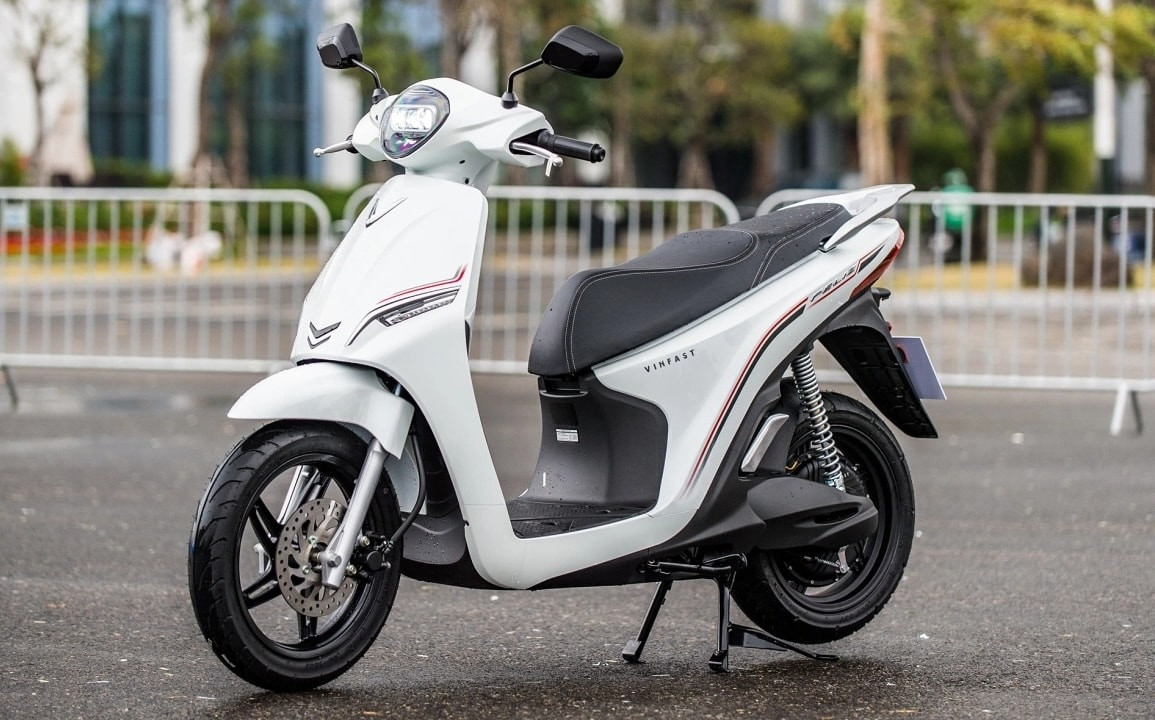 Bán xe máy xăng để rước VinFast Feliz , chủ xe sau thời gian sử dụng ‘mổ xẻ’ về thiết kế, quãng đường có thể di chuyển thực tế, bà xã cũng nêu ý kiến