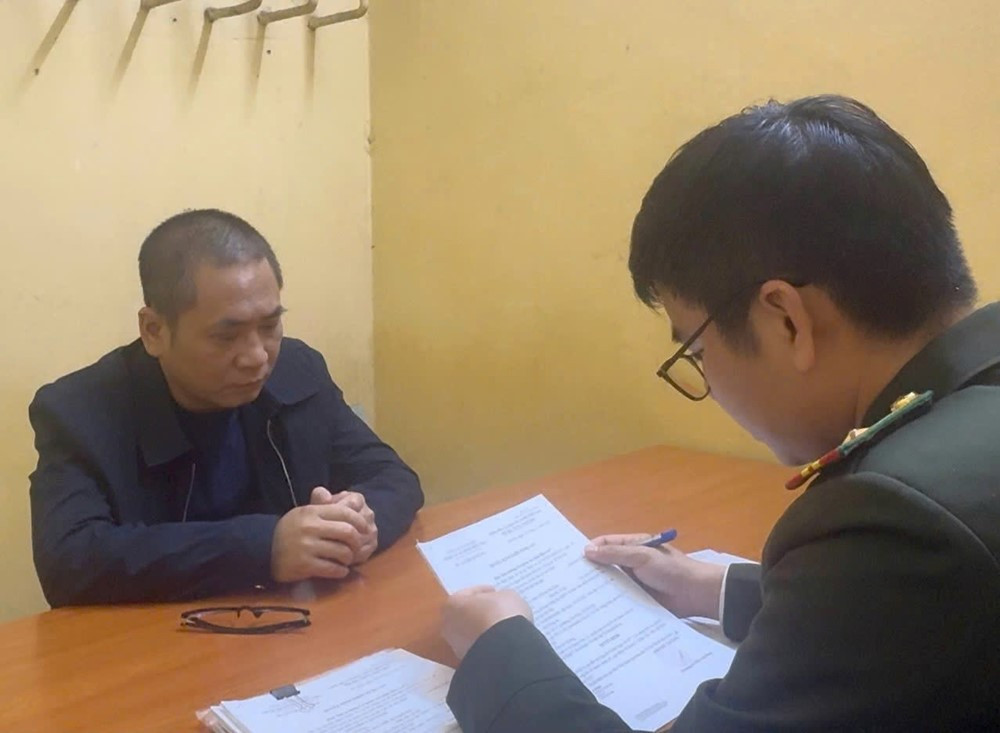 Chính thức khởi tố Hiệu trưởng Cao đẳng Du lịch Hà Nội do sai phạm chi trả tiền A80 cho sinh viên - ảnh 2