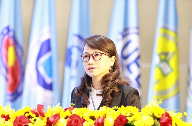 Nữ Giáo sư đầu tiên trong lịch sử được bổ nhiệm Giám đốc ĐHQG TP. Hồ Chí Minh - ảnh 1