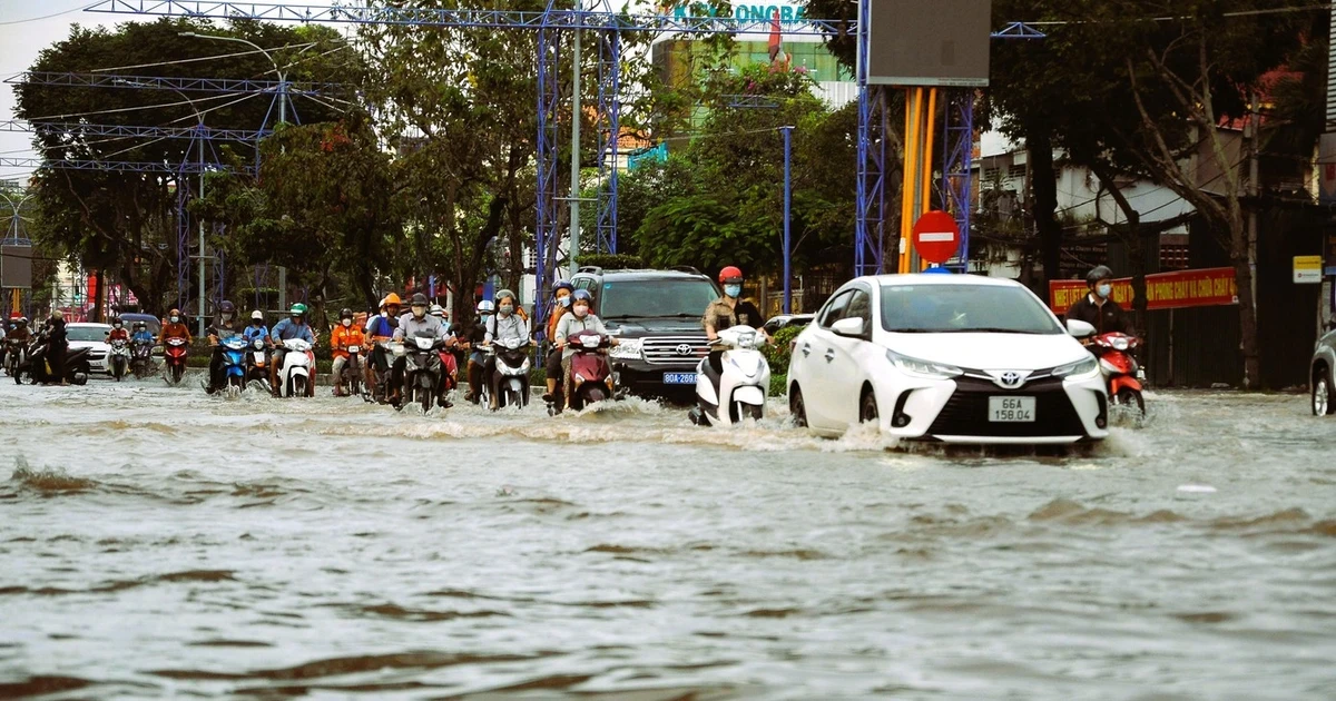 Lo ngại Cần Thơ rơi vào 'trung tâm trên danh nghĩa'
