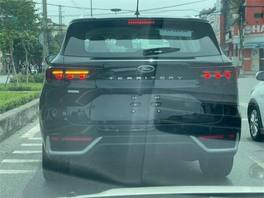 ford-territory-2023-lo-gia-ban-du-kien-tu-830-trieu-dong-ra-mat-vao-thang-10_2.webp