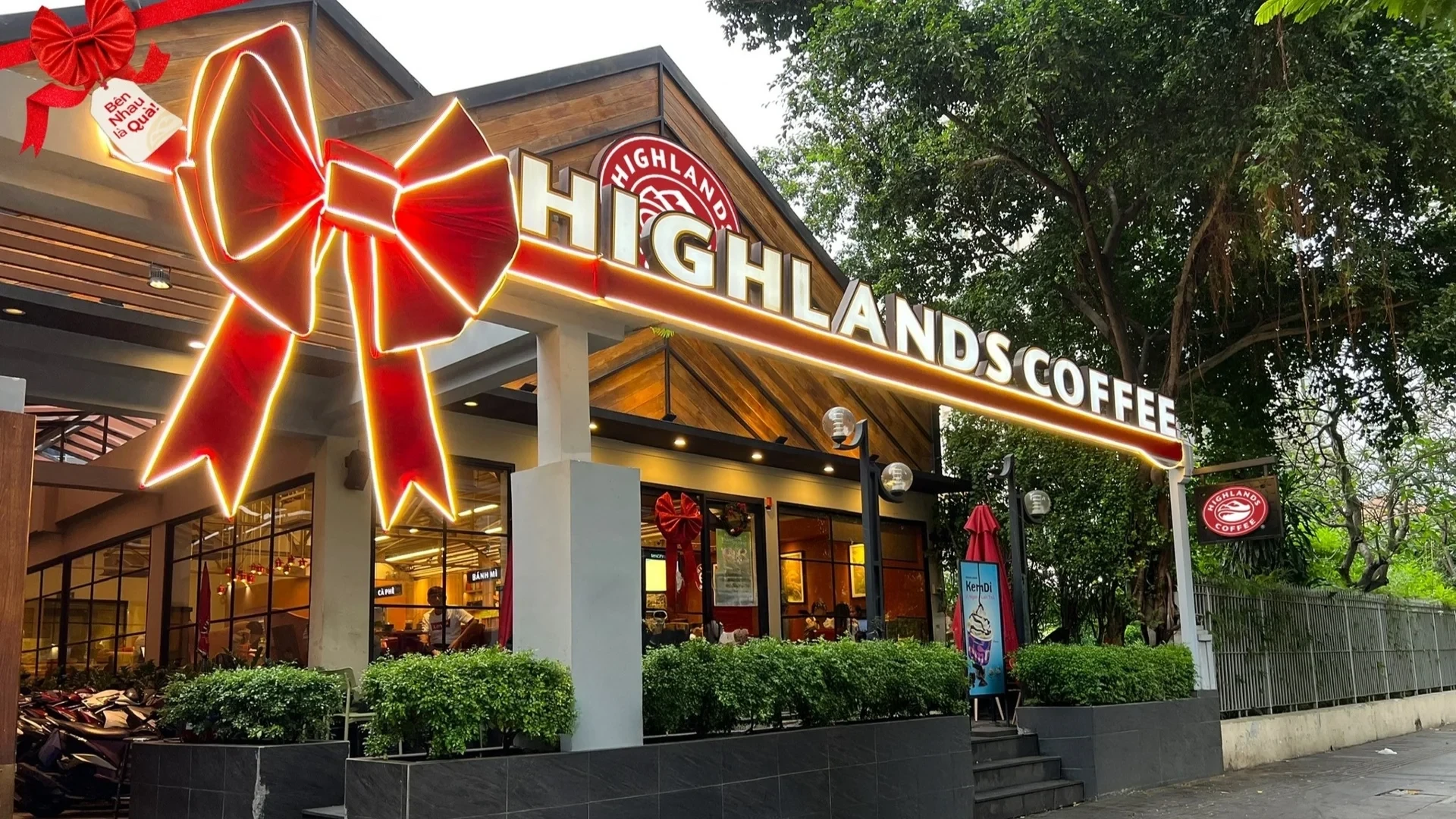 highlands-coffee-1004.webp