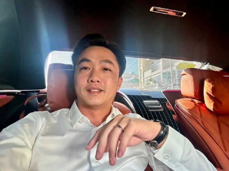 Cường Đô La ở biệt thự triệu đô trong 'khu nhà giàu', là người thứ 2 tại Việt Nam sở hữu siêu xe 19 tỷ sau Chủ tịch Đặng Lê Nguyên Vũ