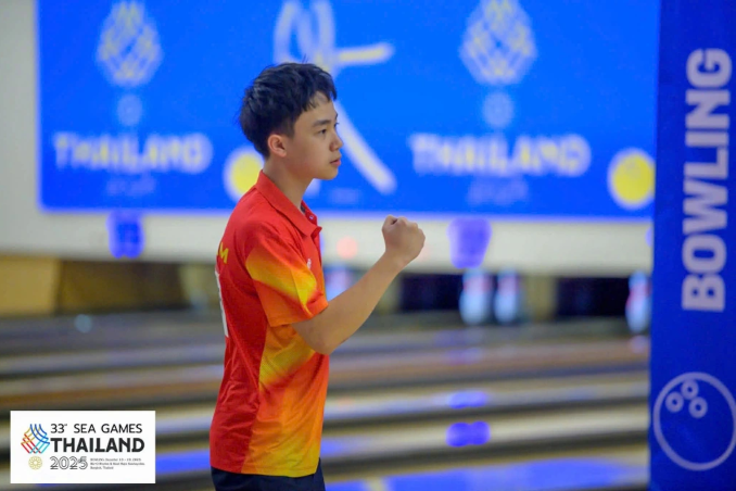Nam sinh lớp 11 mang Huy chương Vàng đầu tiên về cho Bowling Việt Nam là ai?