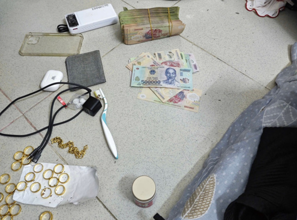 Khống chế, bắt khẩn cấp Nguyễn Viết Thành trộm 5,7 cây vàng và 200 triệu tiền mặt - ảnh 2