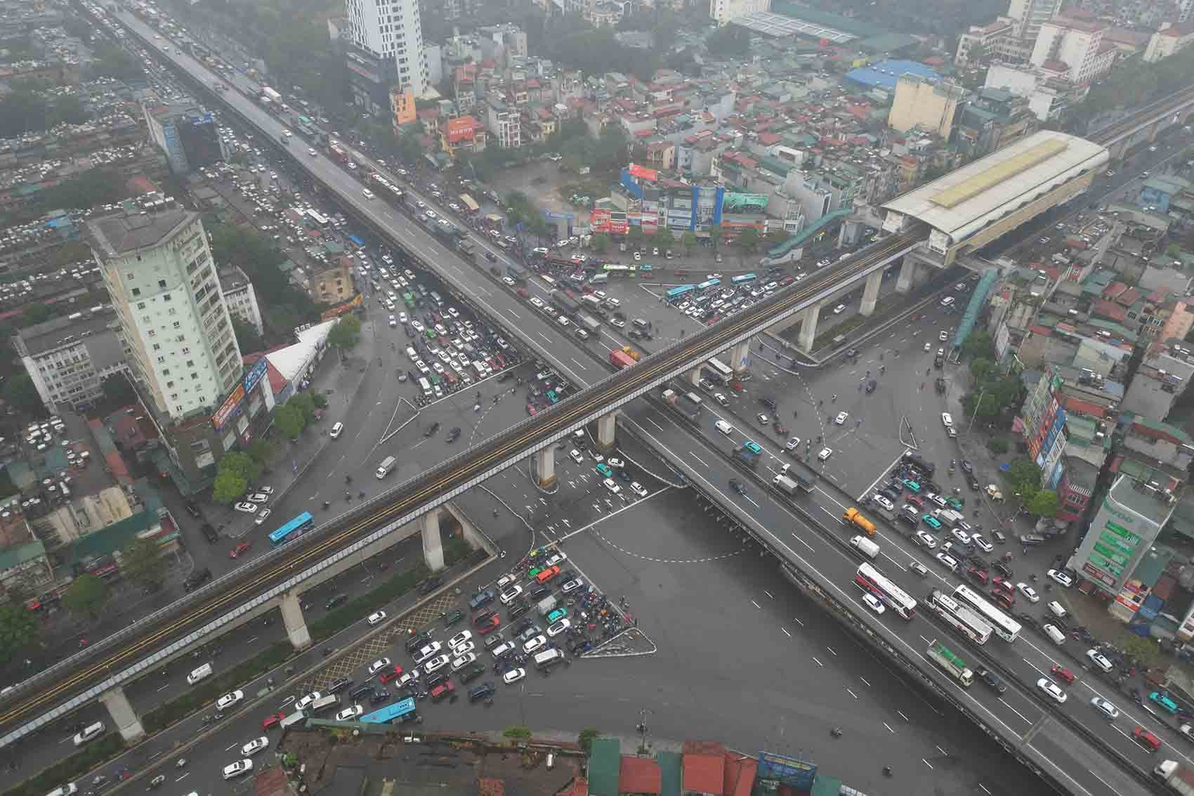 Đường Khuất Duy Tiến. Nguồn ảnh: Báo Lao động