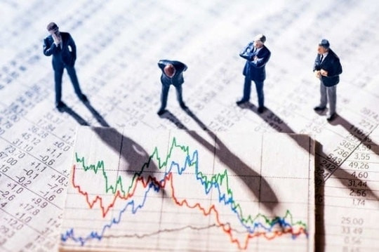 Một phút nắm trọn thị trường trước giờ giao dịch phiên 18/12: Thủ tướng yêu cầu giải ngân 100% vốn đầu tư công, định hướng triển khai tài sản mã hóa