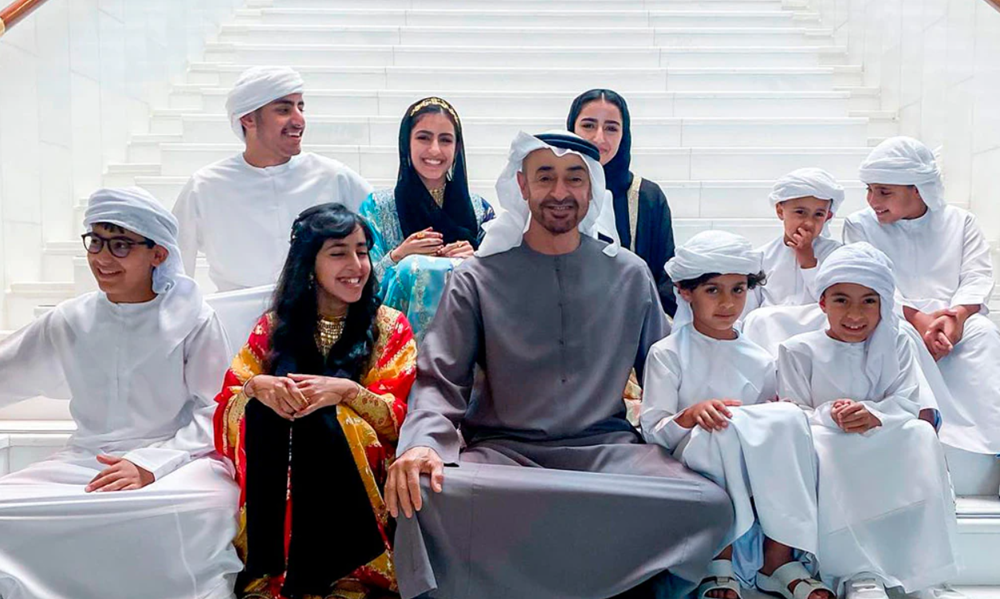 Lộ diện 10 gia tộc gi&agrave;u nhất thế giới năm 2025, top 1 sở hữu hơn 500 tỷ USD - ảnh 2