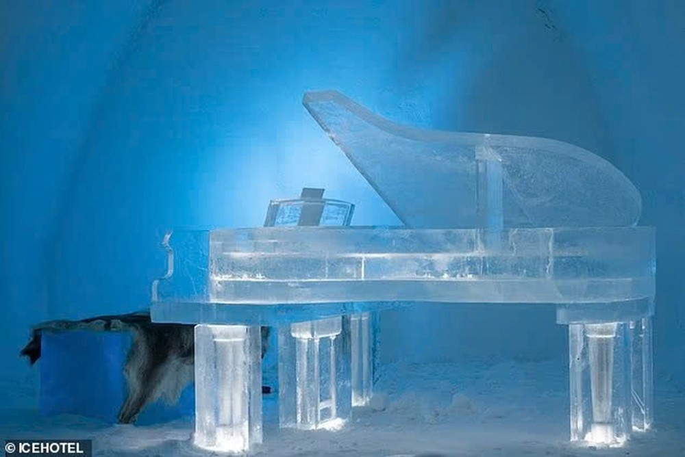 Khách sạn duy nhất được xây mới mỗi năm do 33 nghệ nhân từ nhiều quốc gia thiết kế, khách ngủ giữa băng giá -5 độ C - ảnh 3