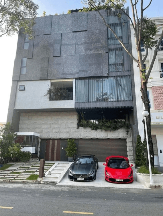Nữ ca sĩ kết hôn với Cường Đô La, sống kín đáo trong gia tộc giàu có: Cuộc sống giờ ra sao sau biến động của Quốc Cường Gia Lai? - ảnh 3