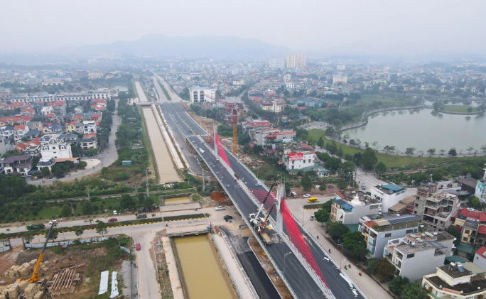 Ngày mai, tỉnh Thanh Hóa chính thức thông xe cây cầu dây văng đầu tiên- Ảnh 1.