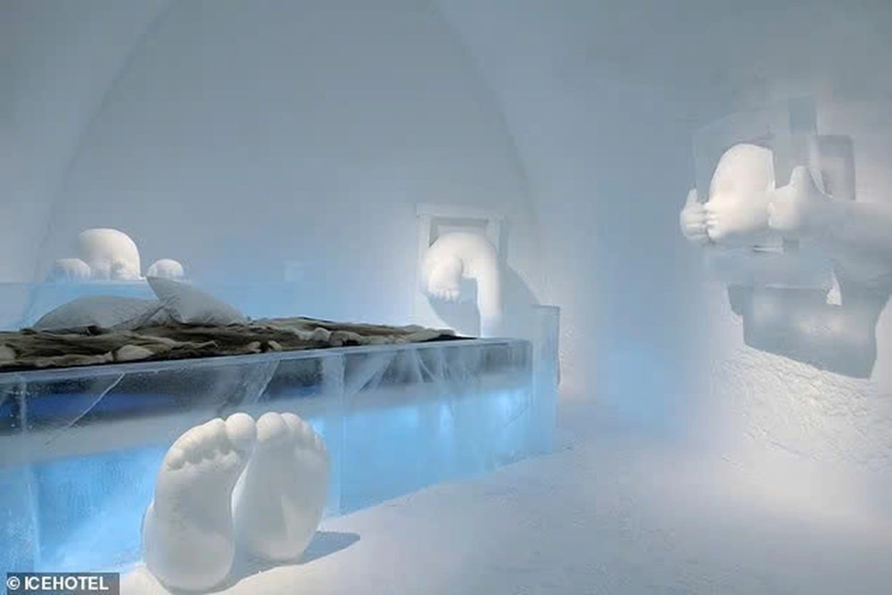 Khách sạn duy nhất được xây mới mỗi năm do 33 nghệ nhân từ nhiều quốc gia thiết kế, khách ngủ giữa băng giá -5 độ C - ảnh 2