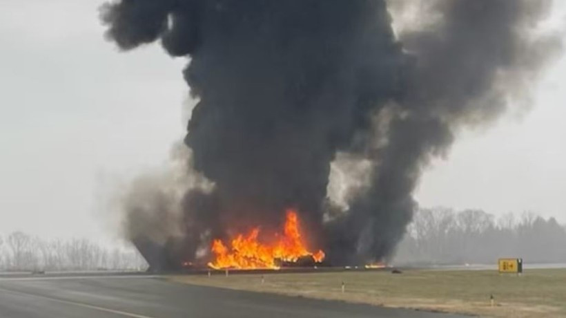 Rơi máy bay, cả gia đình của vận động viên nổi tiếng tử vong - ảnh 1