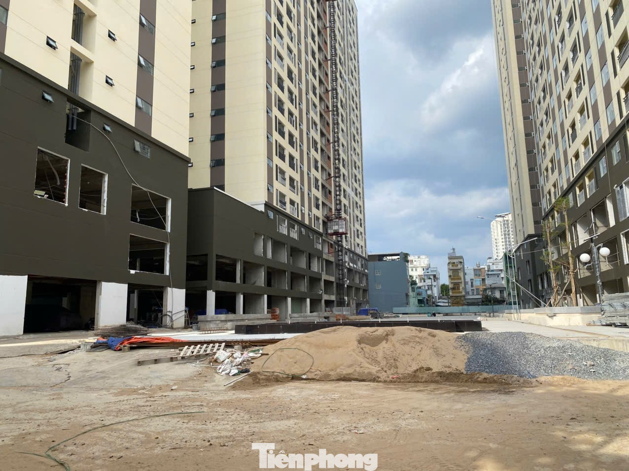 Tháng 1/2026, TPHCM sẽ triển khai các thủ tục và lựa chọn 8 dự án tập trung trong năm, khi hoàn thành sẽ cung cấp thêm 28.000 căn nhà ở xã hội. tp-6.jpg