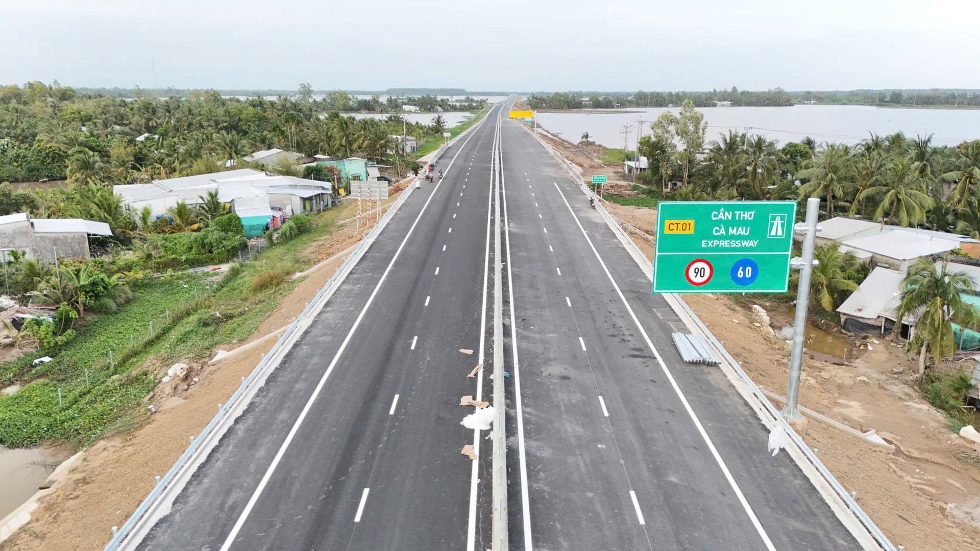 Năm 2025, cả nước đã khởi công, khánh thành 564 công trình, dự án hạ tầng- Ảnh 3.