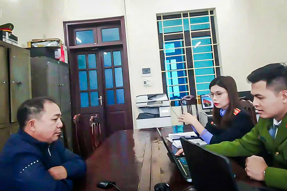 Bắt thủ quỹ HTX tham ô 600 triệu đồng