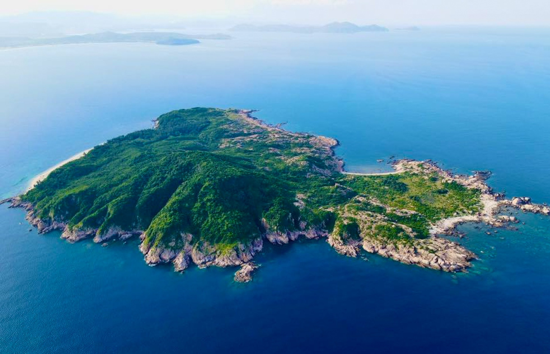 ‘Đảo Robinson Việt Nam’ được đầu tư gần 5.000 tỷ để trở thành điểm đến nghỉ dưỡng cao cấp của miền Trung- Ảnh 2.