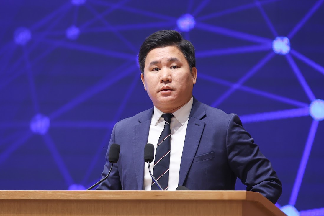 TỔNG THUẬT: Thủ tướng Phạm Minh Chính chủ trì Diễn đàn quốc gia phát triển Kinh tế số và xã hội số lần thứ 3- Ảnh 13. TỔNG THUẬT: Thủ tướng Phạm Minh Chính chủ trì Diễn đàn quốc gia phát triển Kinh tế số và xã hội số lần thứ 3- Ảnh 13.