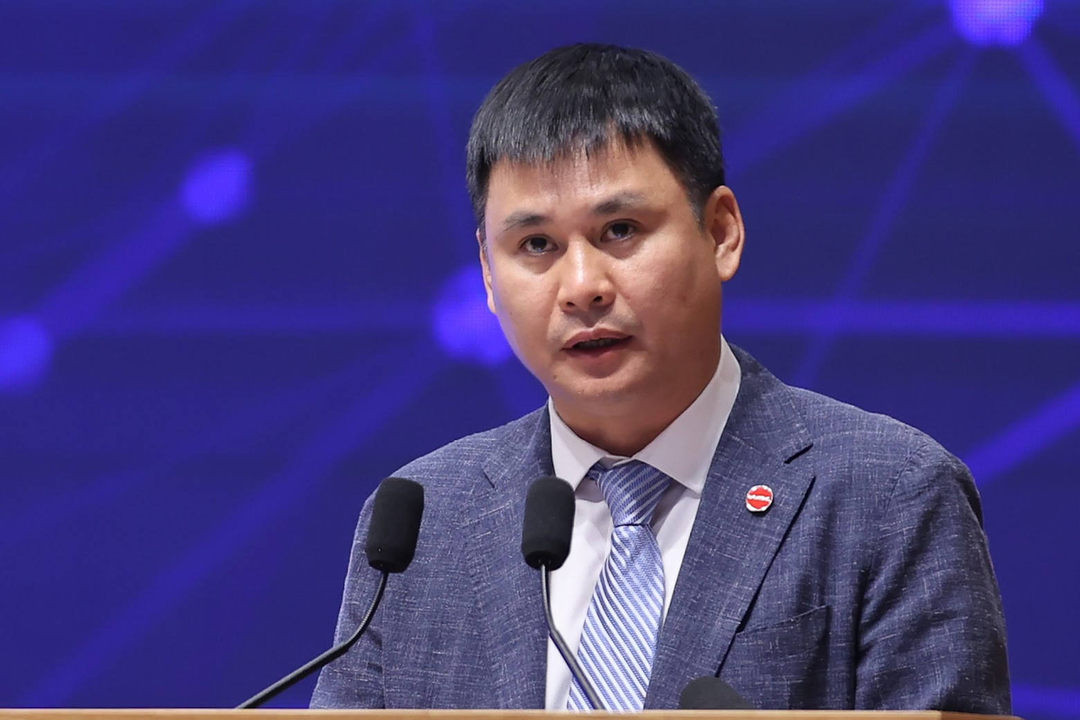 TỔNG THUẬT: Thủ tướng Phạm Minh Chính chủ trì Diễn đàn quốc gia phát triển Kinh tế số và xã hội số lần thứ 3- Ảnh 15. TỔNG THUẬT: Thủ tướng Phạm Minh Chính chủ trì Diễn đàn quốc gia phát triển Kinh tế số và xã hội số lần thứ 3- Ảnh 15.