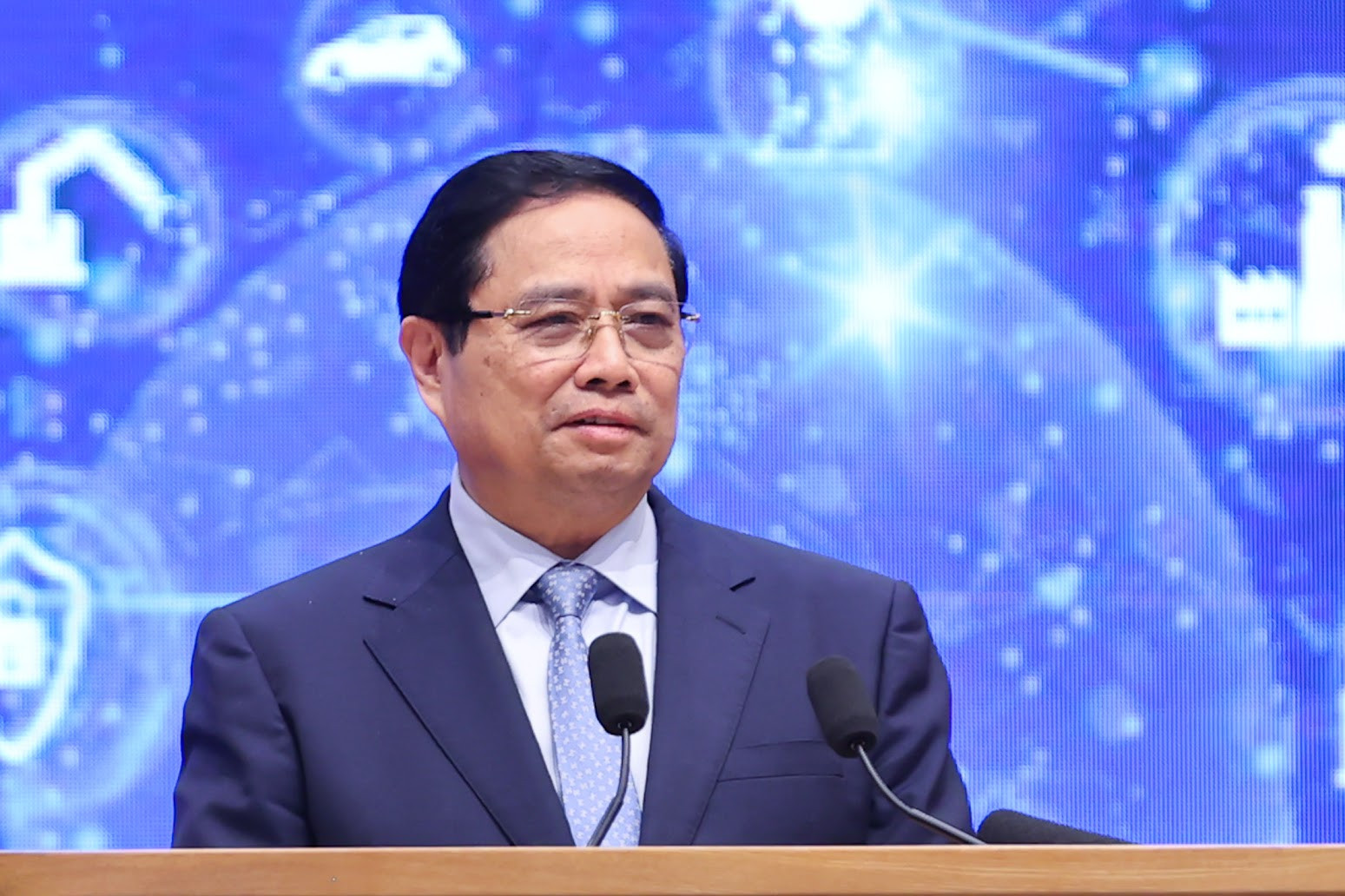 TỔNG THUẬT: Thủ tướng Phạm Minh Chính chủ trì Diễn đàn quốc gia phát triển Kinh tế số và xã hội số lần thứ 3- Ảnh 18. TỔNG THUẬT: Thủ tướng Phạm Minh Chính chủ trì Diễn đàn quốc gia phát triển Kinh tế số và xã hội số lần thứ 3- Ảnh 18.