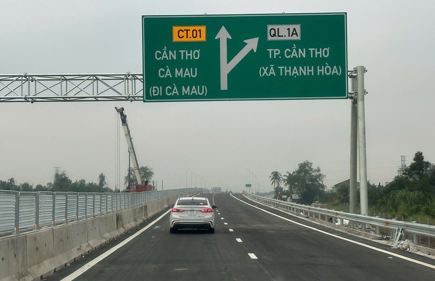 2 ngày tới, Việt Nam chính thức mở khai thác tuyến cao tốc 27.500 tỷ, mang theo kỳ vọng của hàng triệu người dân miền Tây Nam Bộ- Ảnh 1.