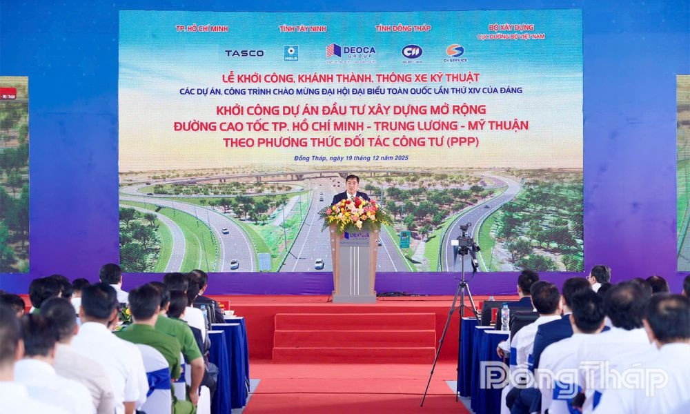 Lễ khởi công dự án mở rộng đường cao tốc TP. HCM - Trung Lương - Mỹ Thuận. Nguồn ảnh: Báo Đồng Tháp